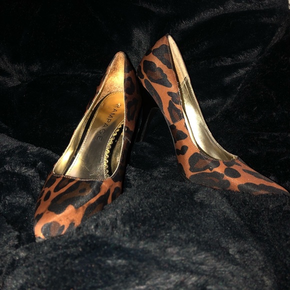 Rampage Heels - Picture 3 of 3